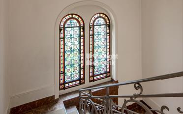 Villa 17.5 pièces - image - 2