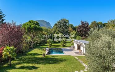 Villa 8 rooms - image - 11