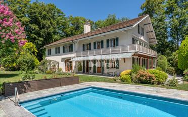 Single house 17 rooms - image - 2