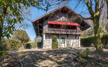 Single house 26 rooms - image - 9
