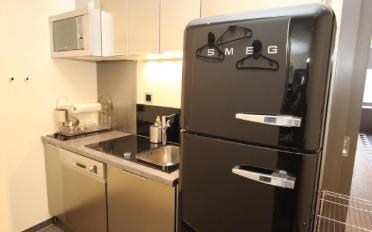 Office - image - 4