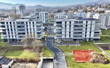 Ladenfläche ein Zimmer - image - 1