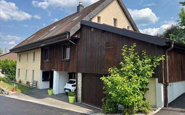 Einfamilienhaus 9.5 Zimmer - image - 1