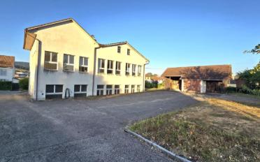 Mixed use property - image - 3