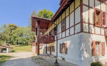 Maison 8 pièces - image - 2