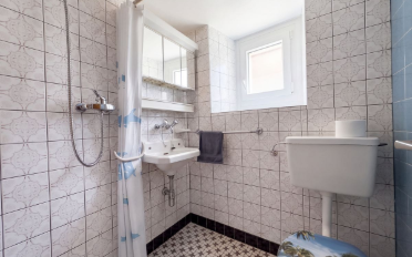 Single house 10 rooms - image - 8