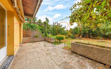 Villa 6.5 Zimmer - image - 1