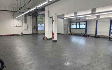 Gewerbe 8 Zimmer - image - 5