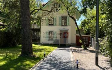 Maison 8 pièces - image - 1