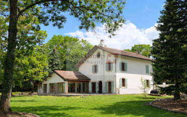 Maison 10 pièces - image - 1