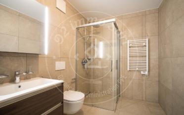 Apartment 2.5 rooms - image - 8