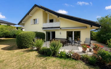 Einfamilienhaus 7.5 Zimmer - image - 3