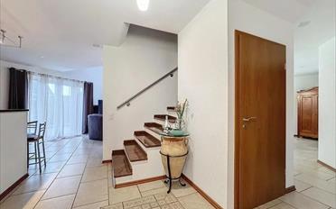 Villa 7.5 pièces - image - 7