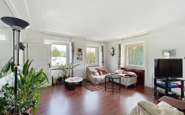 Single house 8 rooms - image - 3