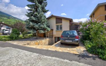 Villa 6.5 pièces - image - 1