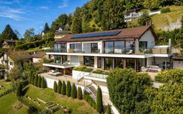 Einfamilienhaus 9.5 Zimmer - image - 1