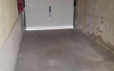 Single garage - image - 3