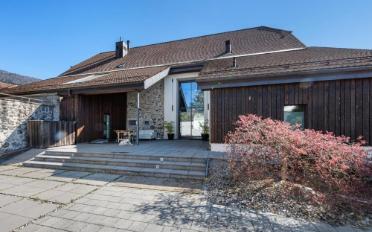 Single house 12 rooms - image - 8