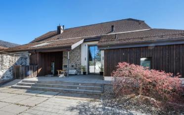 Farm house 12 rooms - image - 10