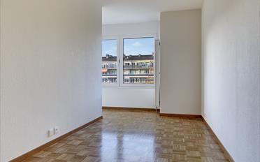 Apartment 4 rooms - image - 2
