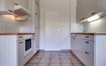 Apartment 4 rooms - image - 4