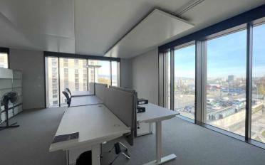 Bureau - image - 1