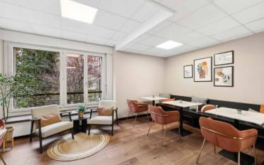 Office - image - 4