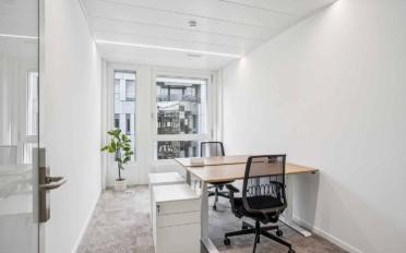 Office - image - 1