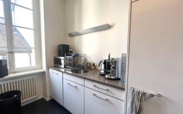 Office - image - 8