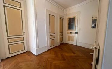 Bureau - image - 7