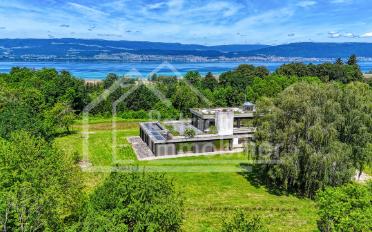 Einfamilienhaus 7.5 Zimmer - image - 1