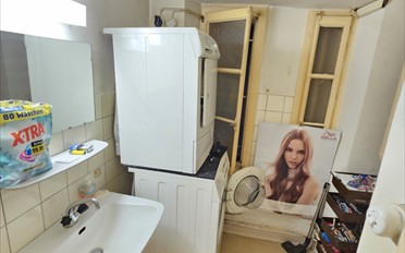 Office - image - 5