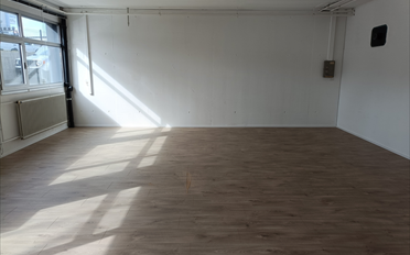 Gewerbe ein Zimmer - image - 1