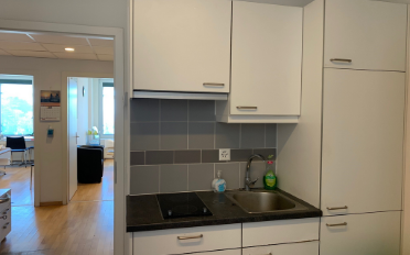 Office - image - 11