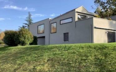 Villa 7.5 pièces - image - 1