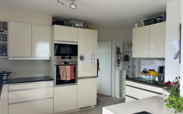 Apartment 4 rooms - image - 9