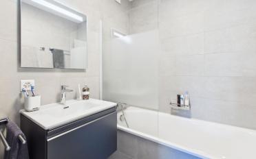 Apartment 5 rooms - image - 10