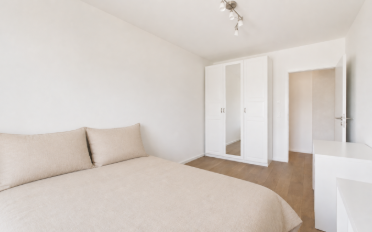 Apartment 5 rooms - image - 7