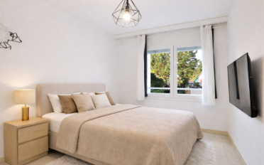 Apartment 4 rooms - image - 3