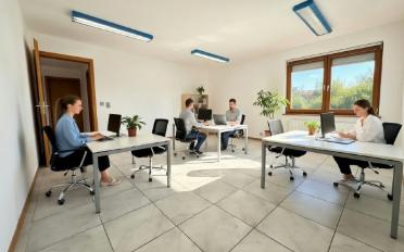 Bureau 4 pièces - image - 2