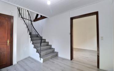 Einfamilienhaus 2.5 Zimmer - image - 2