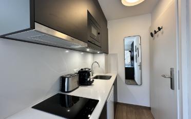 Furnished flat 1 room - image - 3