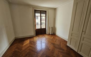 Apartment 4 rooms - image - 5