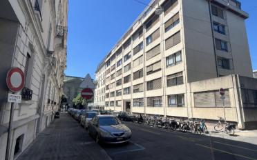Place couverte - image - 1