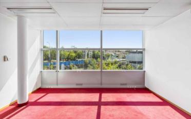 Office - image - 8