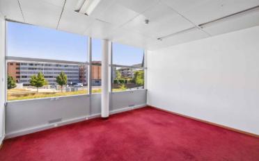 Office - image - 9