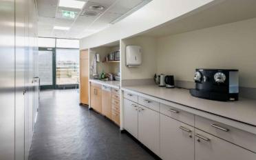 Office - image - 12
