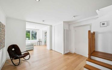 Single house 8 rooms - image - 11