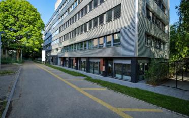 Office - image - 1