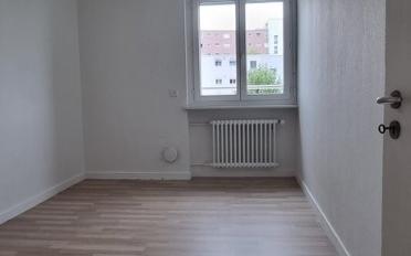 Apartment 4 rooms - image - 4